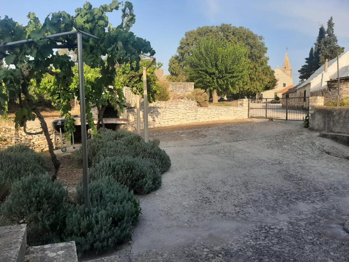 Apartmani Ino Škrip Exterior foto
