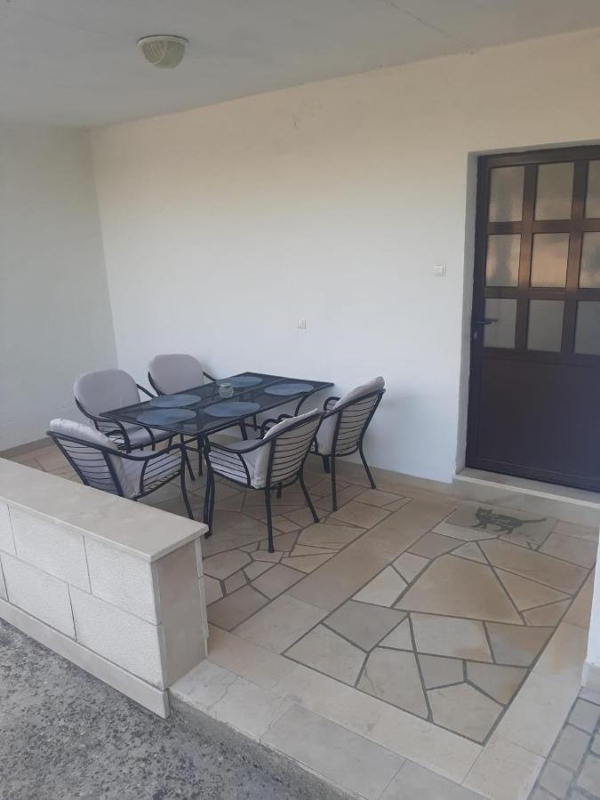 Apartmani Ino Škrip Exterior foto